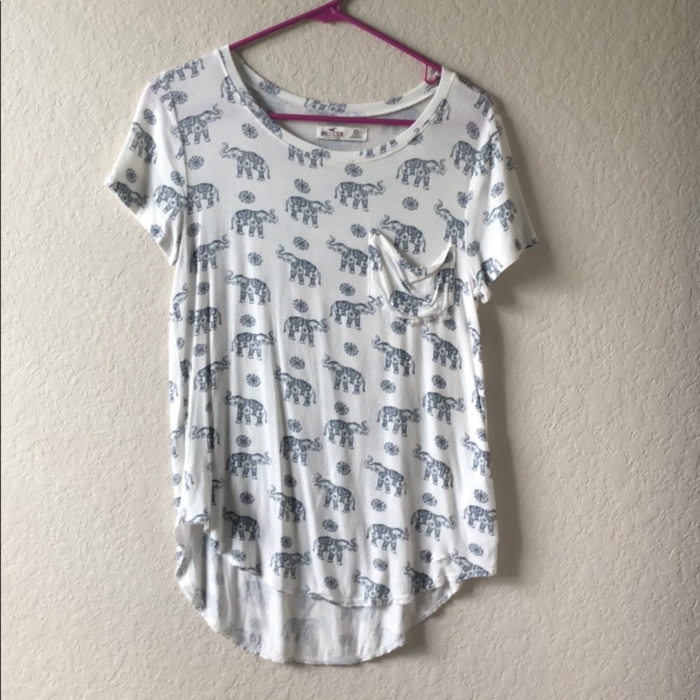White slouchy Hollister shirt